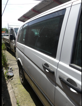 Passenger van REF:Immatriculé sous : 1-CWZ-976 - Voiture Mercedes-Benz Vito: picture 19