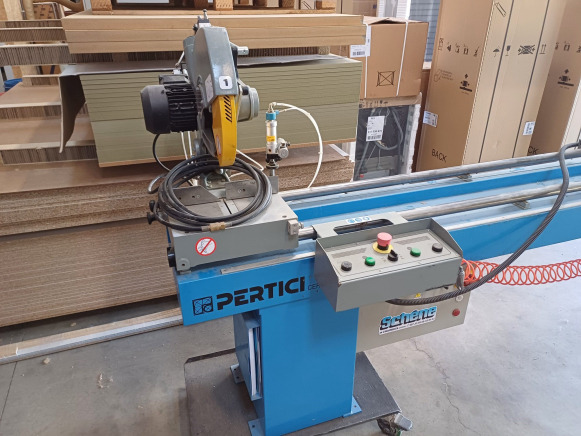 Scie à onglet double tête pour chassis Pertici Univer 332 IP - Woodworking machinery: picture 3 Scie à onglet double tête pour chassis Pertici Univer 332 IP - Woodworking machinery: picture 3