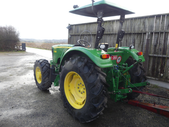 Tracteur John Deere 5065 E - Farm tractor: picture 3 Tracteur John Deere 5065 E - Farm tractor: picture 3