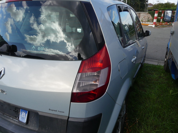 Voiture (saisie sur voirie) Renault Scenic 1.9 DCI - Car: picture 5 Voiture (saisie sur voirie) Renault Scenic 1.9 DCI - Car: picture 5
