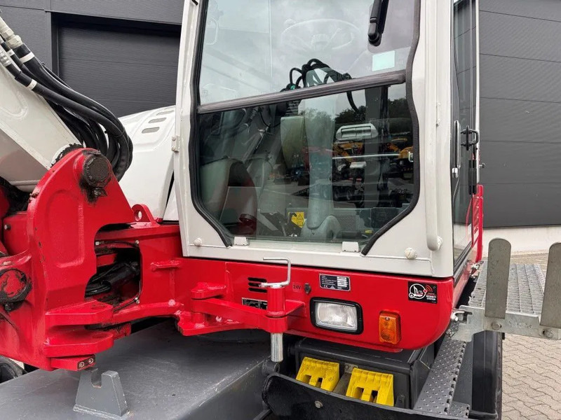 Takeuchi TB29W 2022 3700 uur ! DKS - Wheel excavator: picture 3 Takeuchi TB29W 2022 3700 uur ! DKS - Wheel excavator: picture 3