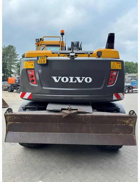 Volvo EW140D 2017 10000 uur ! NETTE NEDERLANDSE MACHINE - Wheel excavator: picture 5 Volvo EW140D 2017 10000 uur ! NETTE NEDERLANDSE MACHINE - Wheel excavator: picture 5