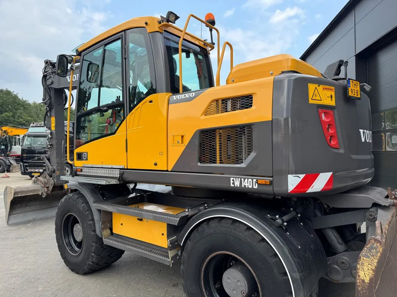Volvo EW140D 2017 10000 uur ! NETTE NEDERLANDSE MACHINE - Wheel excavator: picture 4 Volvo EW140D 2017 10000 uur ! NETTE NEDERLANDSE MACHINE - Wheel excavator: picture 4