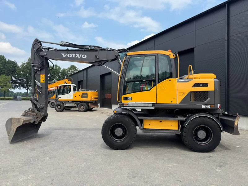Volvo EW140D 2017 10000 uur ! NETTE NEDERLANDSE MACHINE - Wheel excavator: picture 1 Volvo EW140D 2017 10000 uur ! NETTE NEDERLANDSE MACHINE - Wheel excavator: picture 1