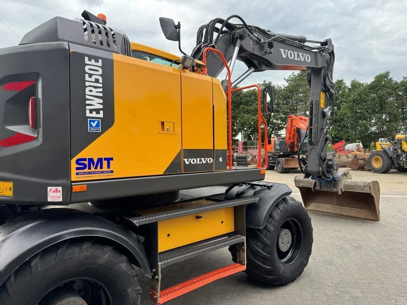 Volvo EWR150E 2019 6300 uur ! NETTE FRISSE MACHINE ! - Wheel excavator: picture 4 Volvo EWR150E 2019 6300 uur ! NETTE FRISSE MACHINE ! - Wheel excavator: picture 4