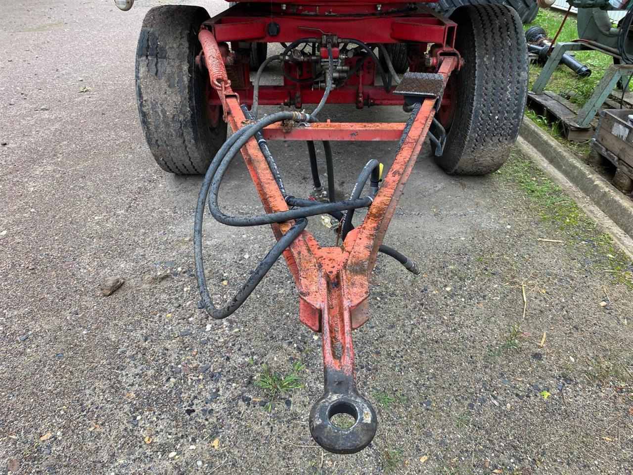 Agromet T-149 - Tipper trailer: picture 5 Agromet T-149 - Tipper trailer: picture 5