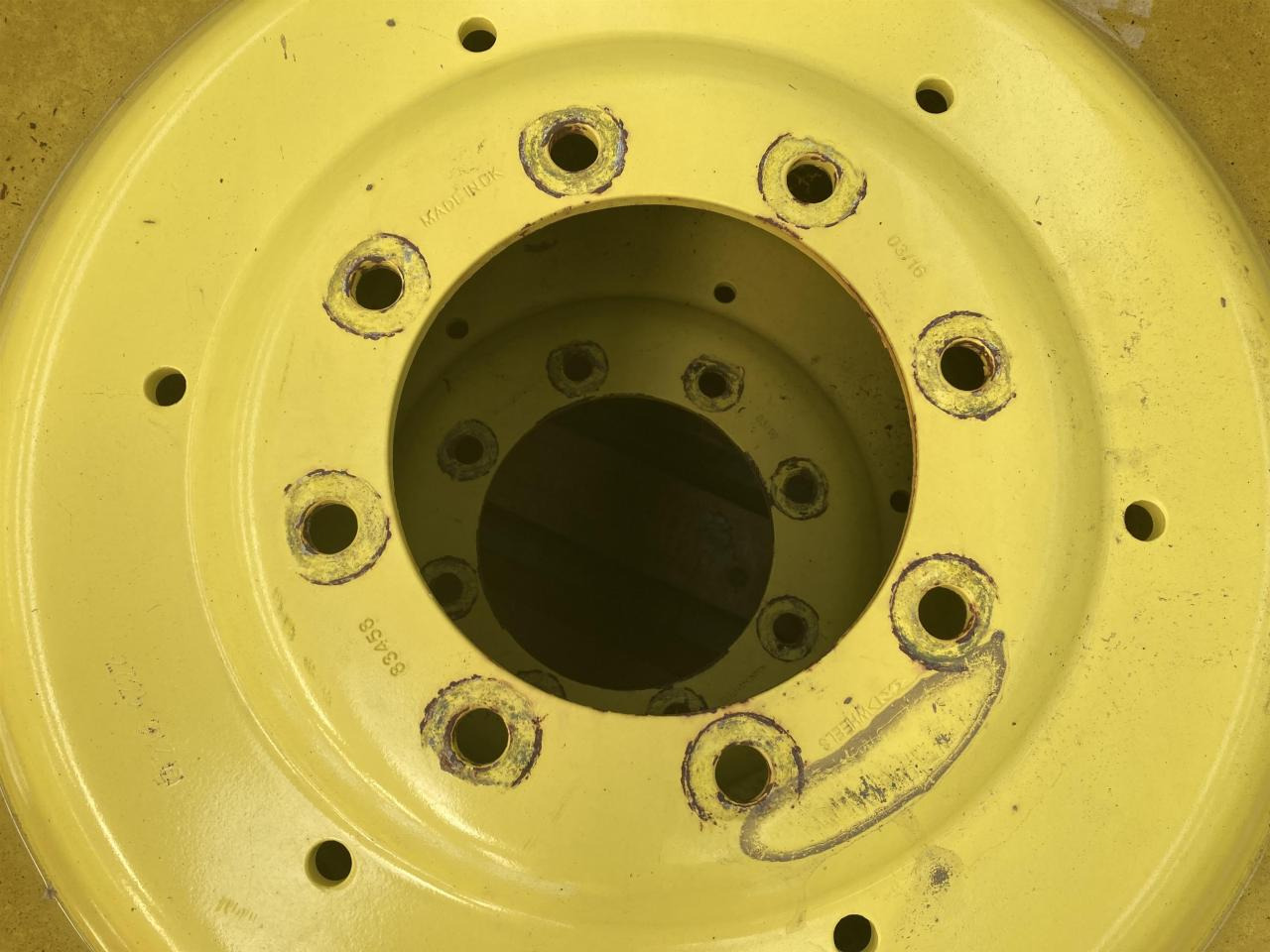 Alliance 13.6R48 - Tire for Agricultural machinery: picture 3 Alliance 13.6R48 - Tire for Agricultural machinery: picture 3