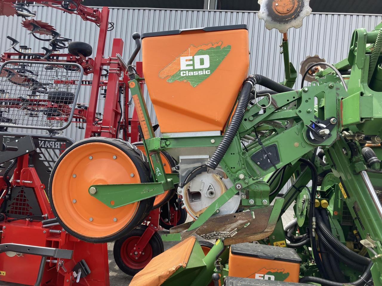 Amazone ED602K - Precision sowing machine: picture 4 Amazone ED602K - Precision sowing machine: picture 4