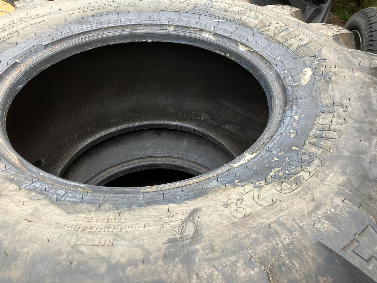 BKT 600/65R28 - Tire for Agricultural machinery: picture 2 BKT 600/65R28 - Tire for Agricultural machinery: picture 2