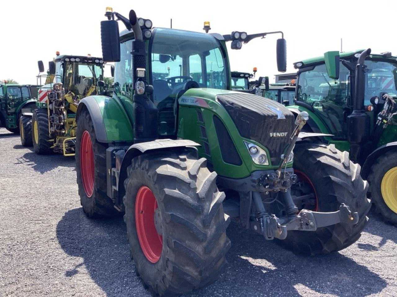 Fendt 720 Vario Profi Plus - Farm tractor: picture 2 Fendt 720 Vario Profi Plus - Farm tractor: picture 2