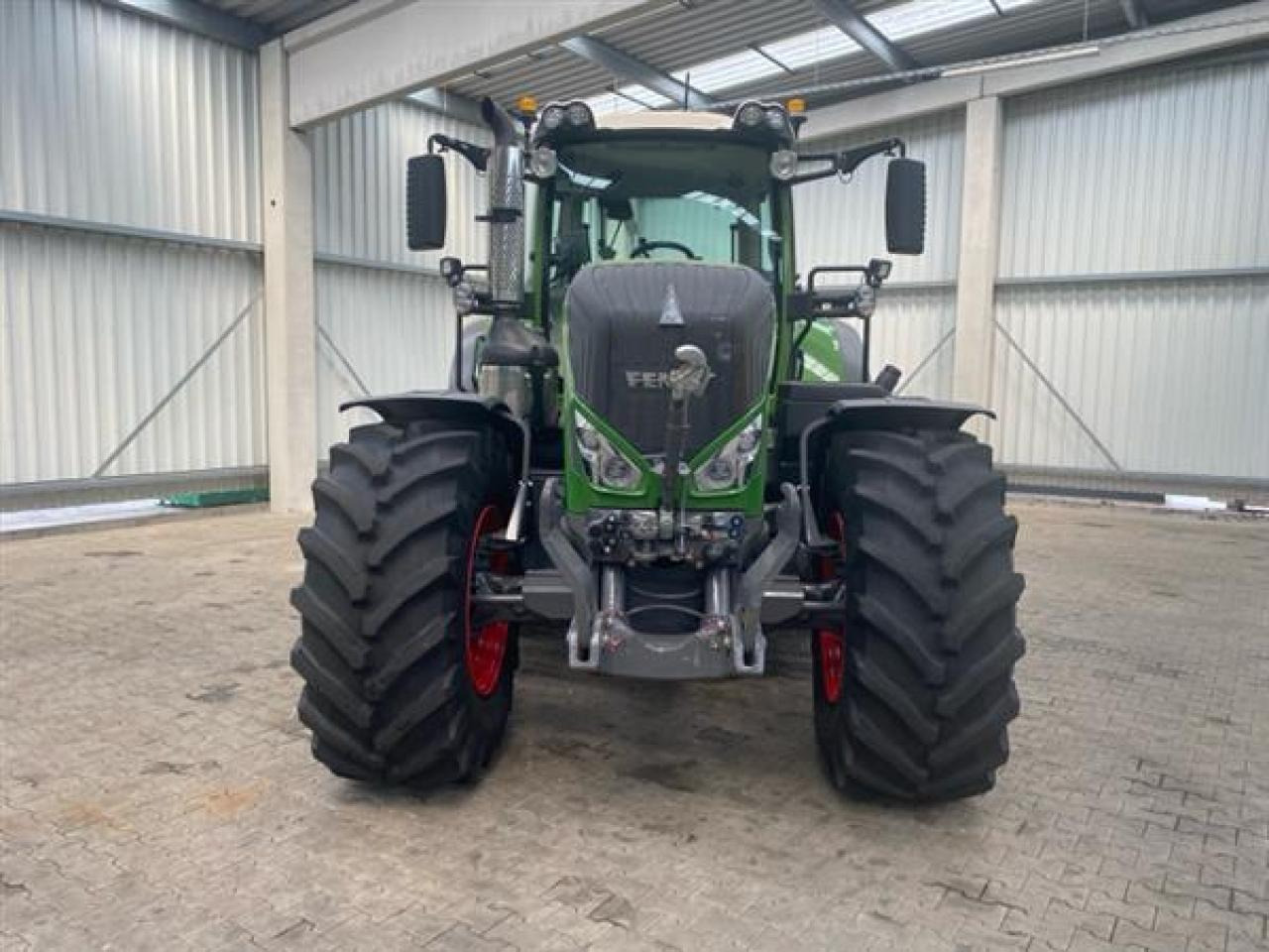 Fendt 828 ProfiPlus - Farm tractor: picture 5 Fendt 828 ProfiPlus - Farm tractor: picture 5