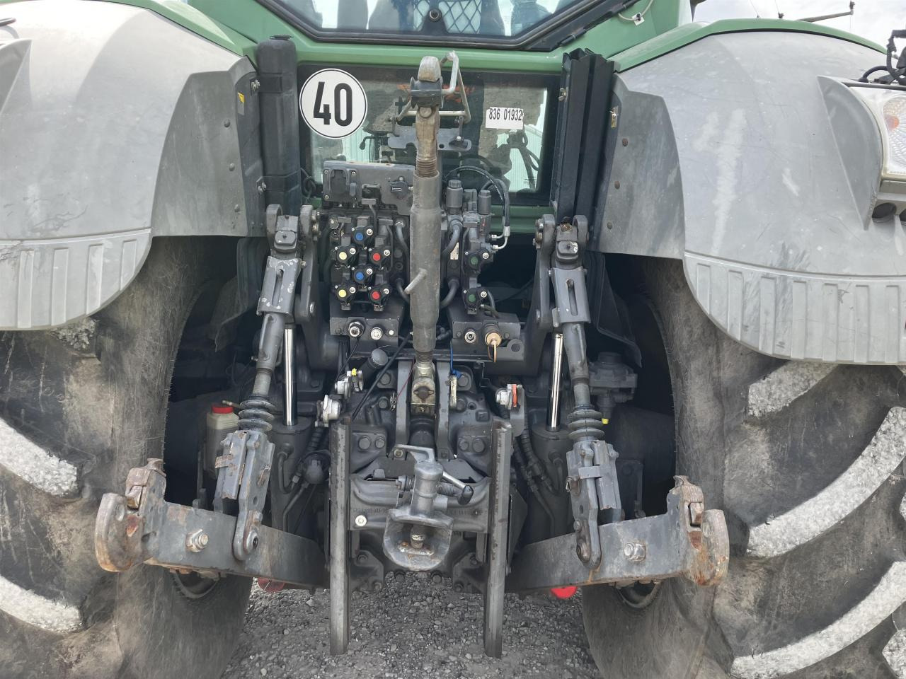 Fendt 828 Vario Profi Plus - Farm tractor: picture 5 Fendt 828 Vario Profi Plus - Farm tractor: picture 5