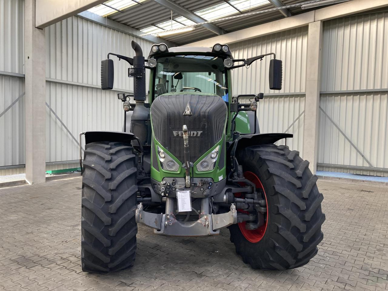 Fendt 933 Vario - Farm tractor: picture 3 Fendt 933 Vario - Farm tractor: picture 3