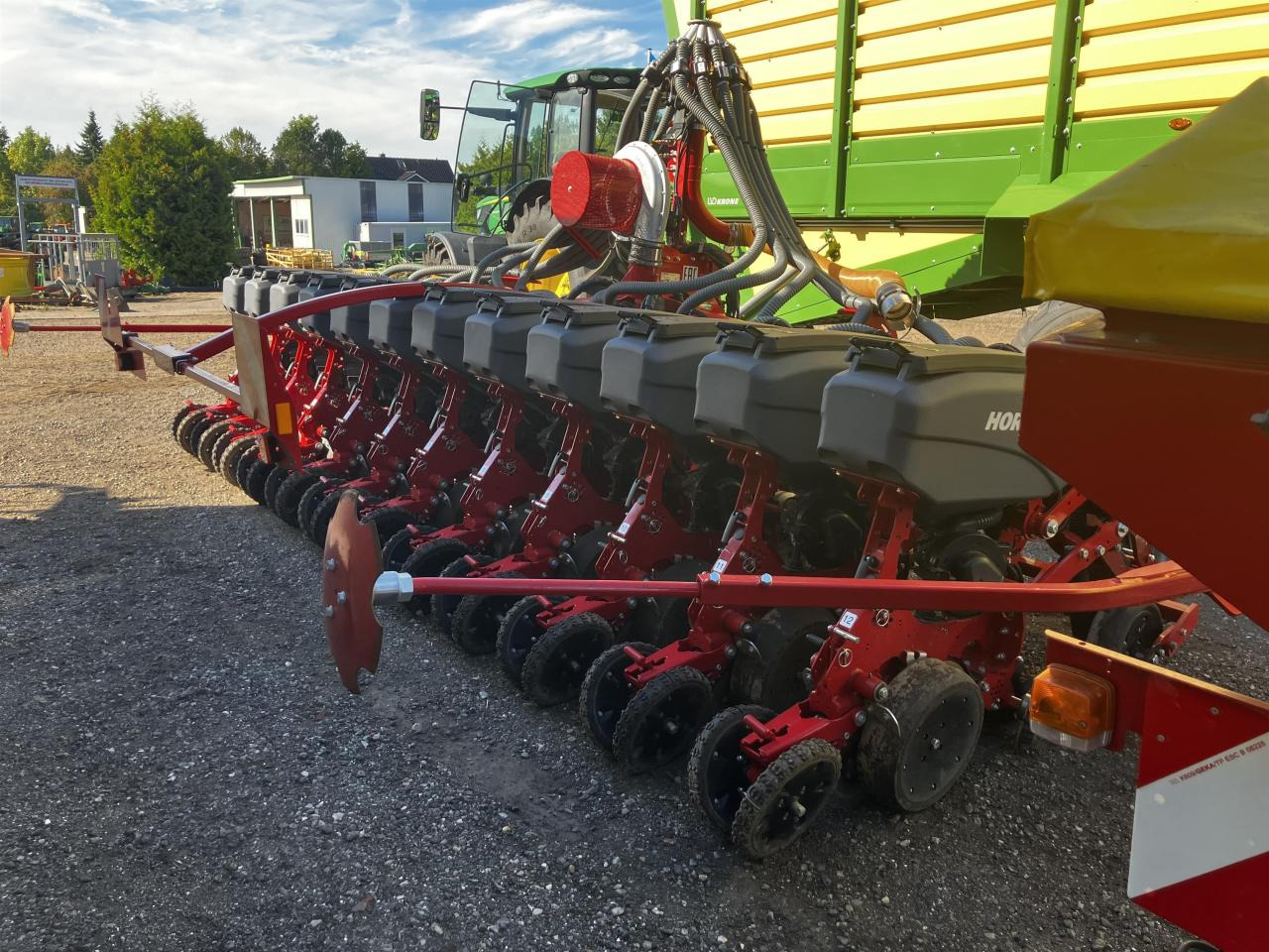 Horsch Maestro 12 RX - Precision sowing machine: picture 1 Horsch Maestro 12 RX - Precision sowing machine: picture 1