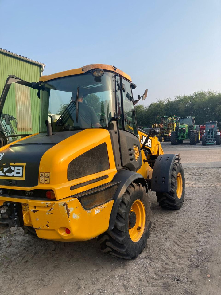 JCB TM 220 - Telescopic handler: picture 2 JCB TM 220 - Telescopic handler: picture 2