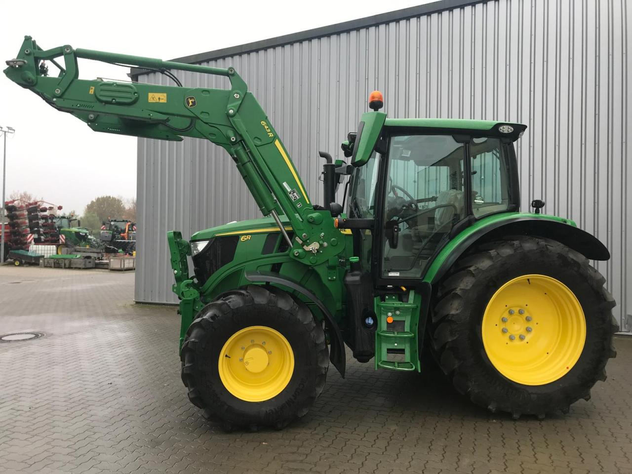 John Deere 6R 110 - Farm tractor: picture 1 John Deere 6R 110 - Farm tractor: picture 1