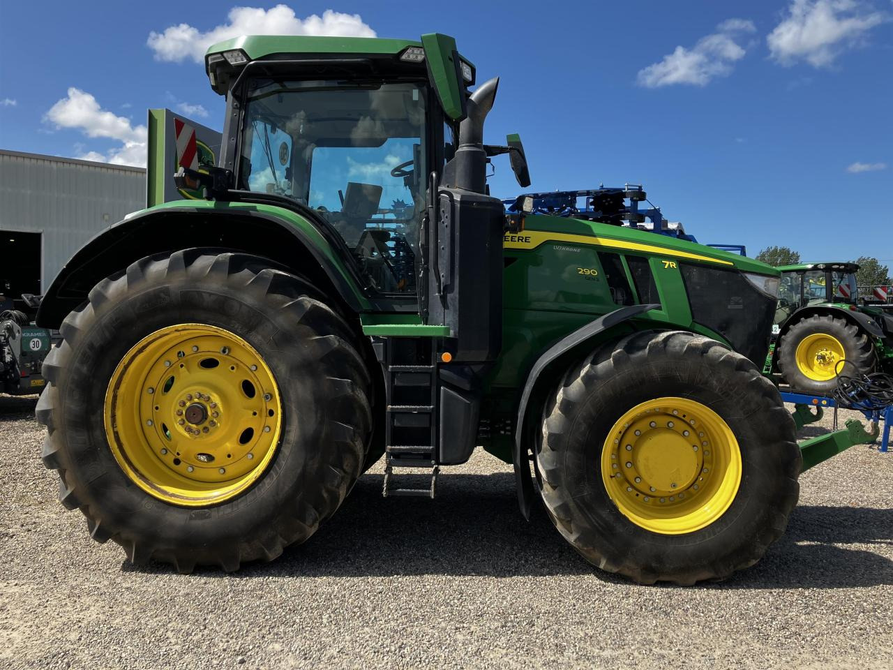 John Deere 7R 290 - Farm tractor: picture 2 John Deere 7R 290 - Farm tractor: picture 2