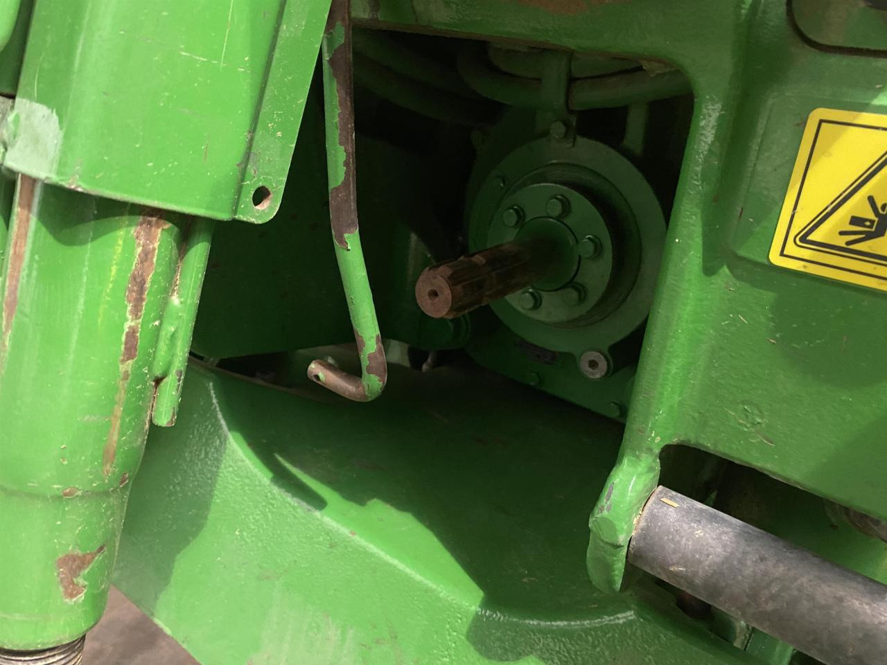 John Deere 7R 350 - Farm tractor: picture 5 John Deere 7R 350 - Farm tractor: picture 5