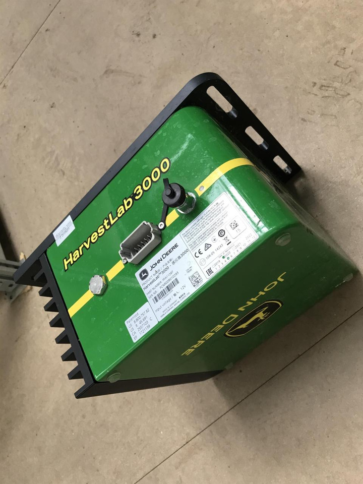 John Deere HarvestLab 3000 - Navigation system for Agricultural machinery: picture 1 John Deere HarvestLab 3000 - Navigation system for Agricultural machinery: picture 1