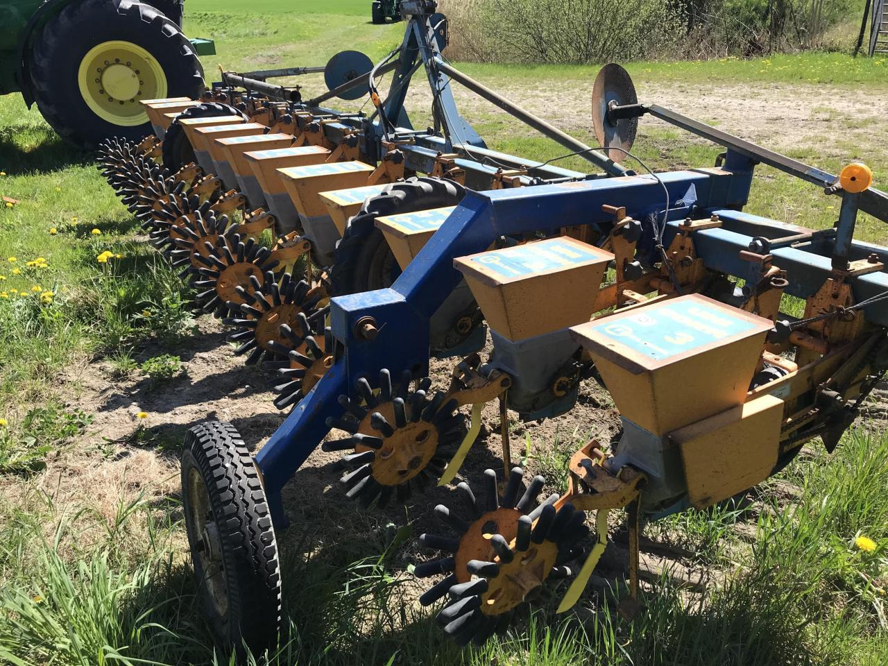 Kleine Uni Corn 3 - Seed drill: picture 1 Kleine Uni Corn 3 - Seed drill: picture 1