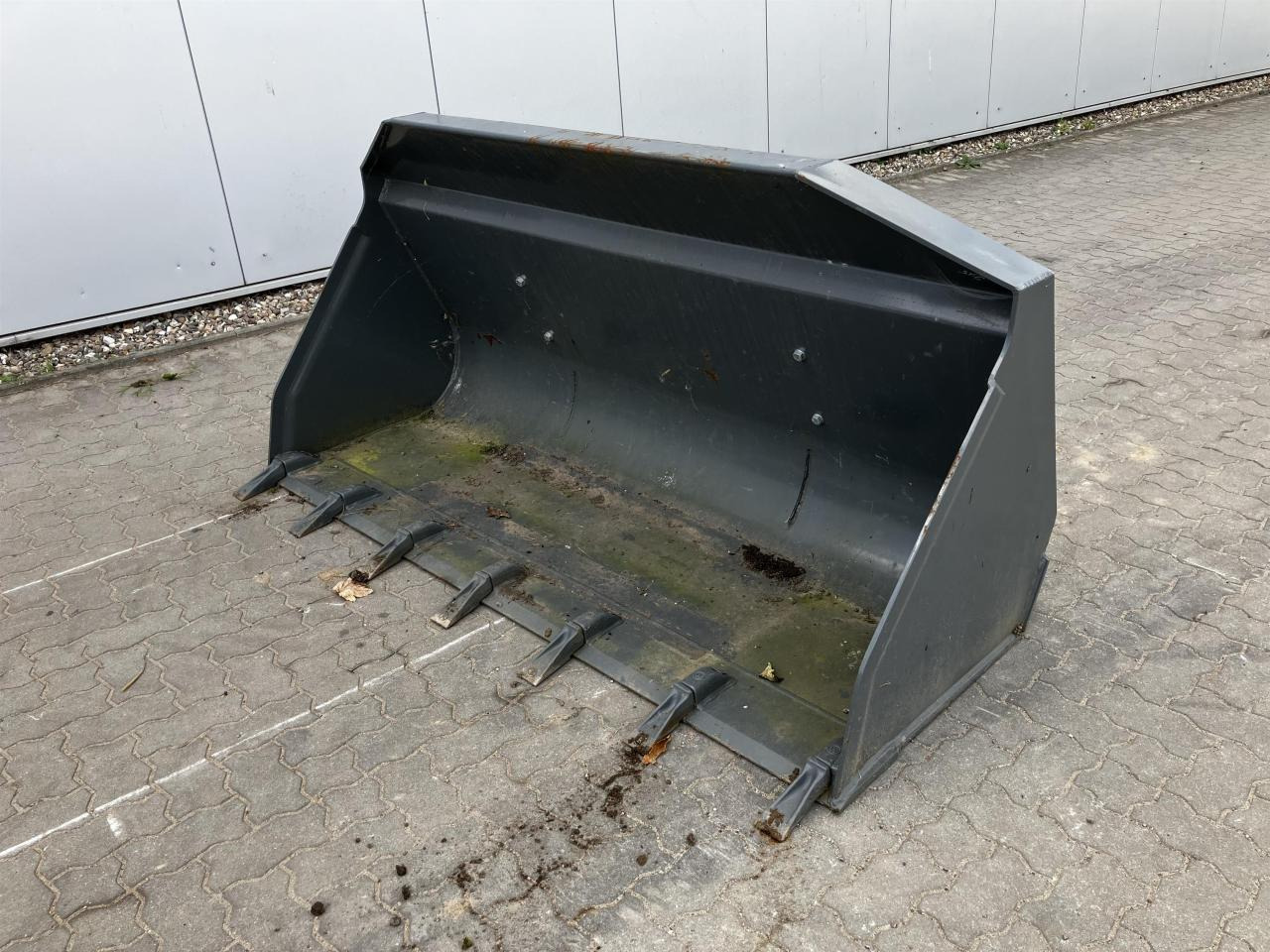 Kramer 2150 mm - Bucket: picture 2 Kramer 2150 mm - Bucket: picture 2