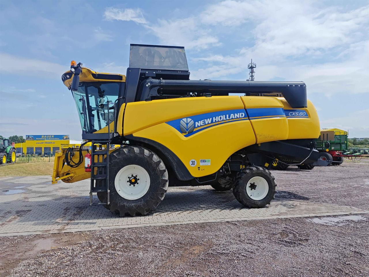 New Holland CX 5.80 - Combine harvester: picture 3 New Holland CX 5.80 - Combine harvester: picture 3