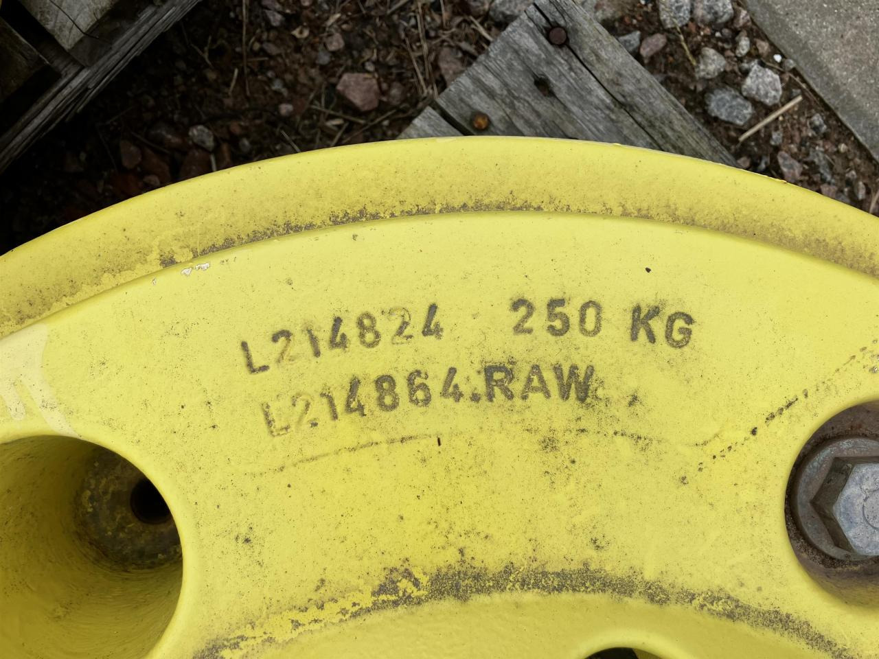 John Deere 2x 250kg - Spare parts for Agricultural machinery: picture 2 John Deere 2x 250kg - Spare parts for Agricultural machinery: picture 2