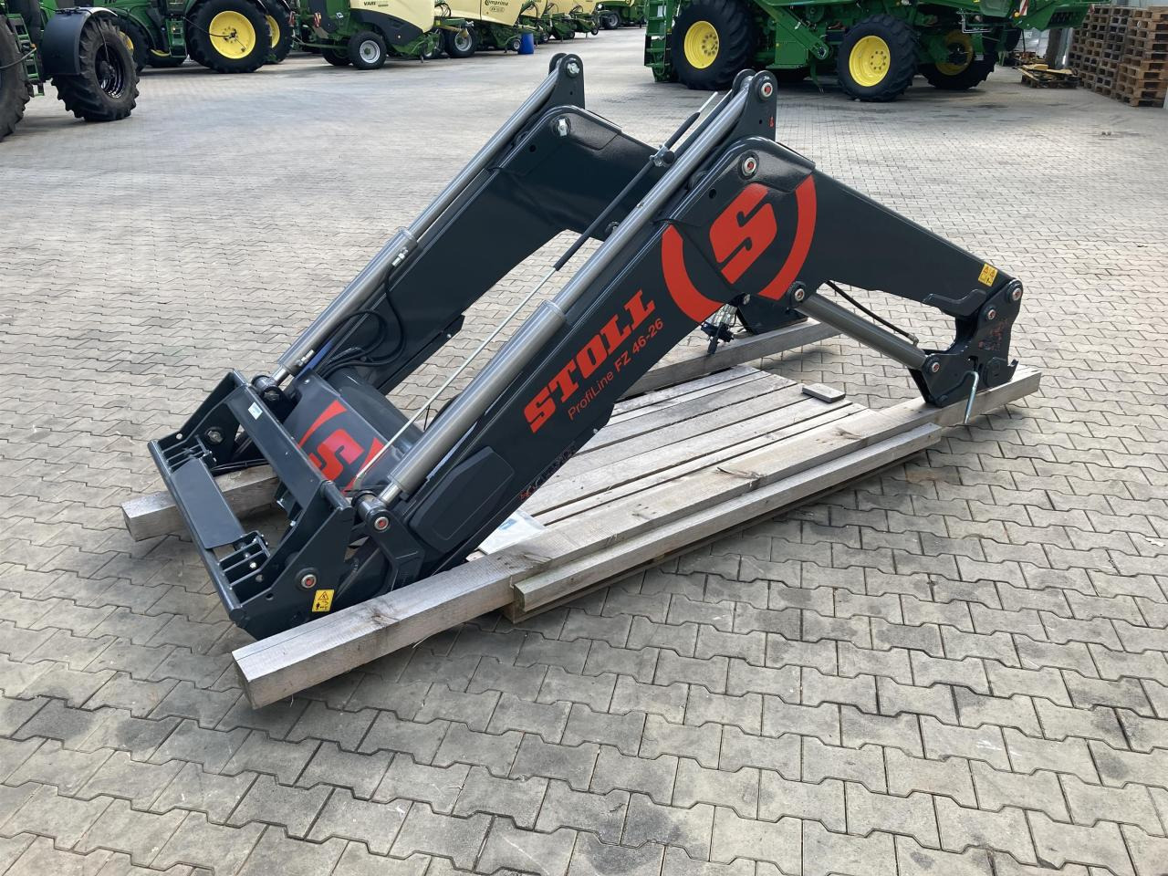 Stoll FZ 46-26.1 - Front loader for tractor: picture 2 Stoll FZ 46-26.1 - Front loader for tractor: picture 2