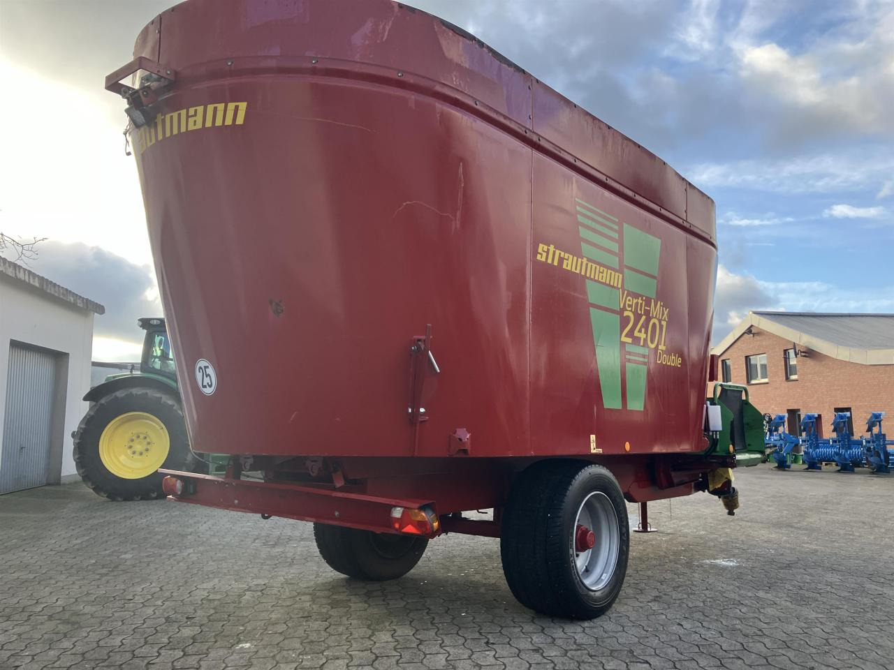 Strautmann Verti Mix 2401 Double - Forage mixer wagon: picture 4 Strautmann Verti Mix 2401 Double - Forage mixer wagon: picture 4