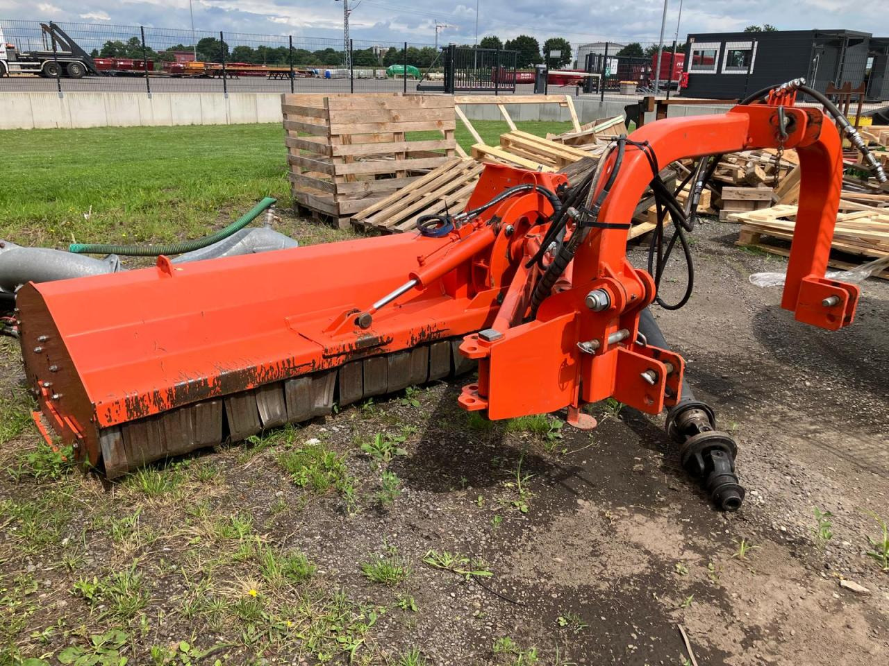 Tierre TCL 200 - Flail mower: picture 1 Tierre TCL 200 - Flail mower: picture 1