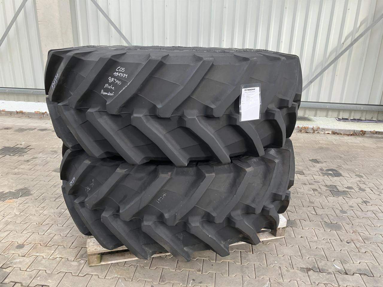Trelleborg 650/85R38 - Tire for Agricultural machinery: picture 2 Trelleborg 650/85R38 - Tire for Agricultural machinery: picture 2