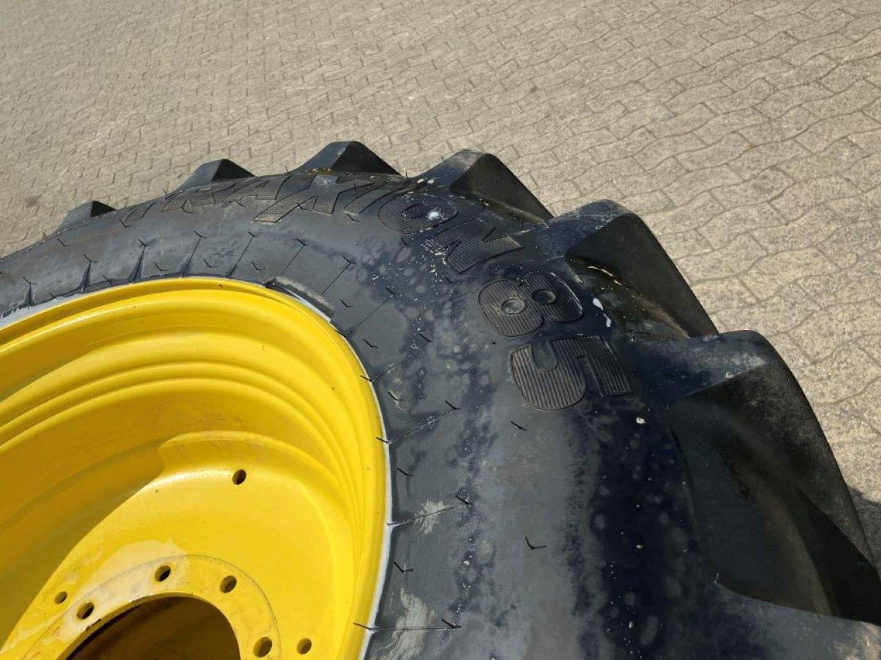 Tire for Agricultural machinery Vredestein 420/85R30: picture 7