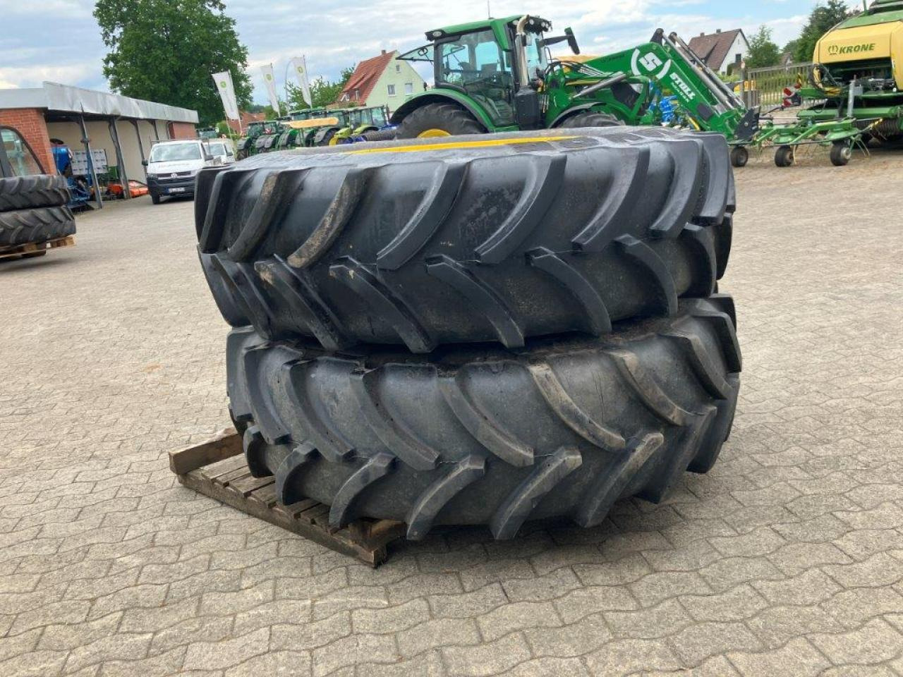 Vredestein 520/8R42 - Tire for Agricultural machinery: picture 4 Vredestein 520/8R42 - Tire for Agricultural machinery: picture 4