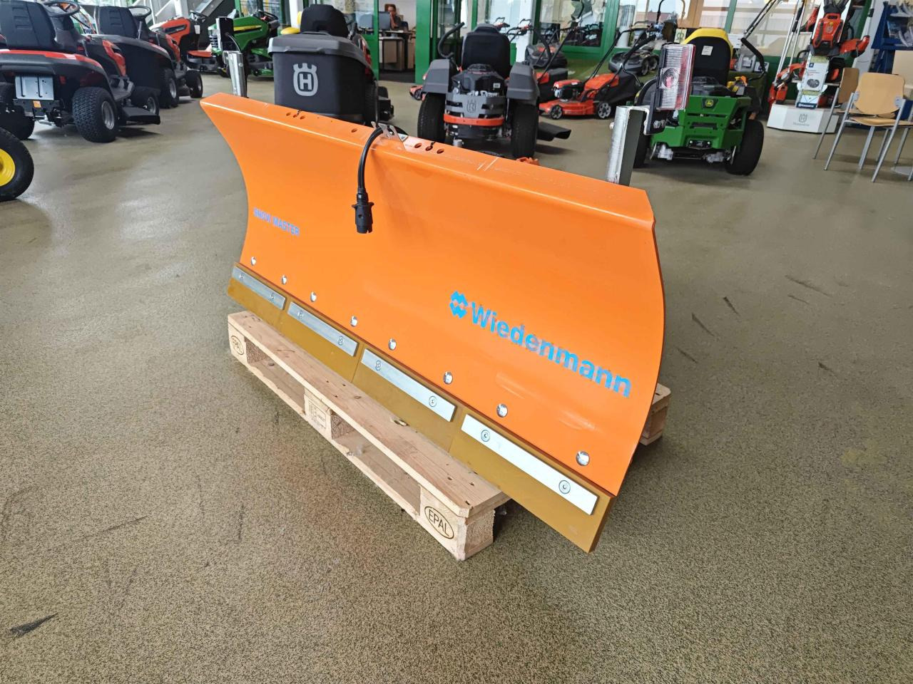 Wiedenmann Snow Master 3809 - Blade: picture 1 Wiedenmann Snow Master 3809 - Blade: picture 1