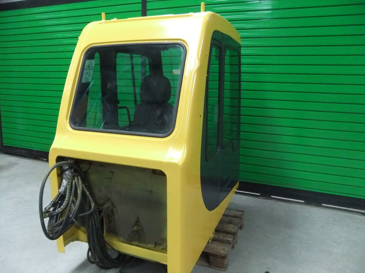 Cab for Construction machinery Cab  EROPS KOMATSU PC340-6: picture 9 Cab for Construction machinery Cab  EROPS KOMATSU PC340-6: picture 9