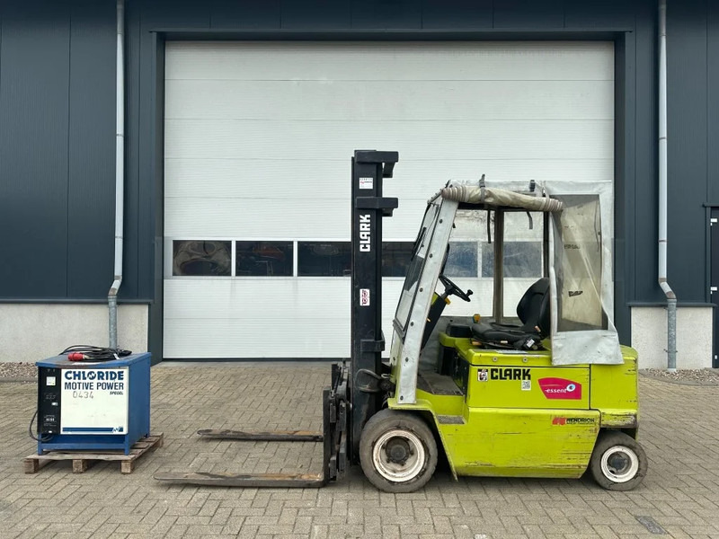 Clark EPM25N 2.5 ton Duplex Sideshift Elektra Heftruck - Electric forklift: picture 1 Clark EPM25N 2.5 ton Duplex Sideshift Elektra Heftruck - Electric forklift: picture 1