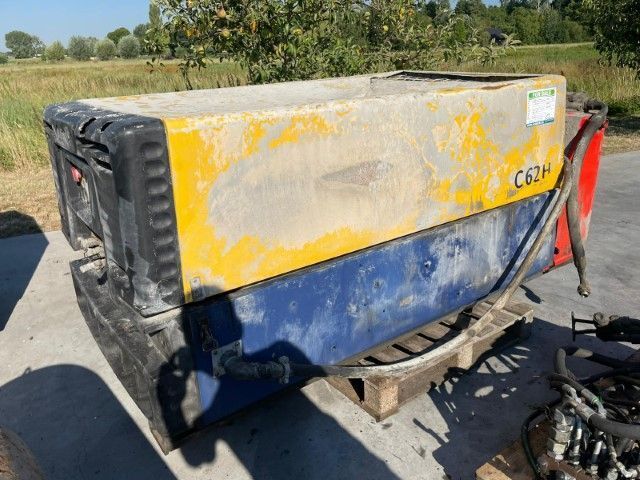Compair C62HS Deutz 6.2 m3 / min Silent Diesel Schroefcompressor - Air compressor: picture 5 Compair C62HS Deutz 6.2 m3 / min Silent Diesel Schroefcompressor - Air compressor: picture 5
