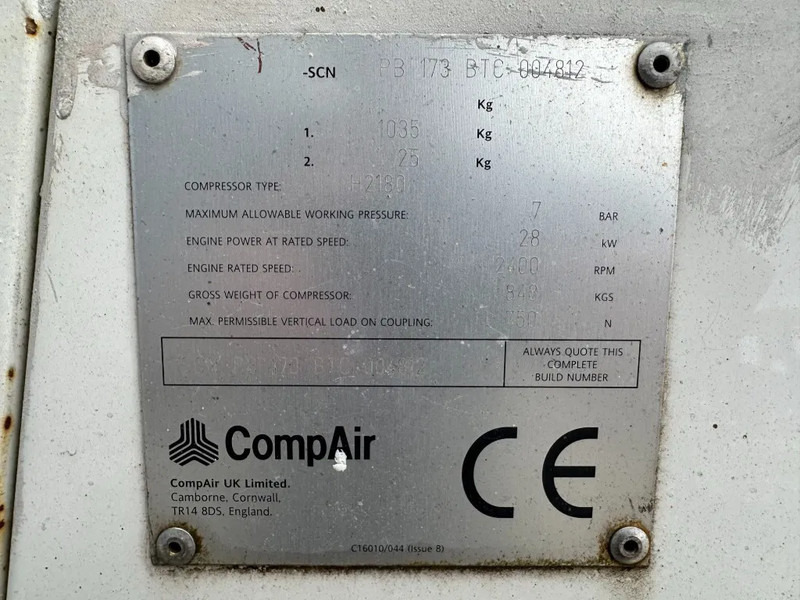 Compair H2180 Deutz 2.1 m3 / min 28 kW 7 Bar Mobiele Diesel Compressor met kenteken - Air compressor: picture 3 Compair H2180 Deutz 2.1 m3 / min 28 kW 7 Bar Mobiele Diesel Compressor met kenteken - Air compressor: picture 3