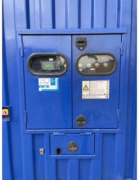 Cummins QSK45-G4 Stamford 1600 kVA 20FT container genset - Generator set: picture 4 Cummins QSK45-G4 Stamford 1600 kVA 20FT container genset - Generator set: picture 4