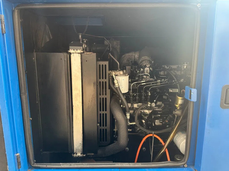 GESAN DHR 40 Mitsubishi Stamford 40 kVA Silent Rental generatorset - Generator set: picture 4 GESAN DHR 40 Mitsubishi Stamford 40 kVA Silent Rental generatorset - Generator set: picture 4