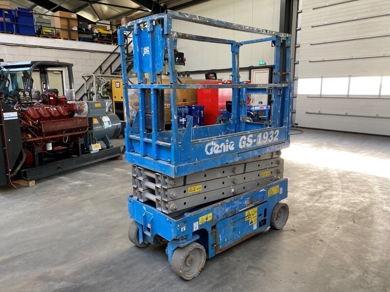Genie GS 1932 Elektrische Schaarhoogwerker 7.8 meter werkhoogte 304 uur ! - Scissor lift: picture 1 Genie GS 1932 Elektrische Schaarhoogwerker 7.8 meter werkhoogte 304 uur ! - Scissor lift: picture 1