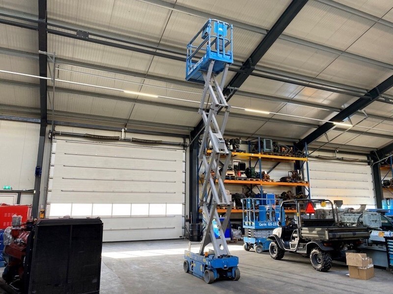 Genie GS 1932 Elektrische Schaarhoogwerker 7.8 meter werkhoogte 304 uur ! - Scissor lift: picture 3 Genie GS 1932 Elektrische Schaarhoogwerker 7.8 meter werkhoogte 304 uur ! - Scissor lift: picture 3