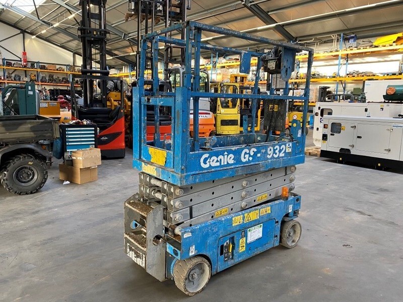 Genie GS 1932 Elektrische Schaarhoogwerker 7.8 meter werkhoogte 538 uur ! - Scissor lift: picture 4 Genie GS 1932 Elektrische Schaarhoogwerker 7.8 meter werkhoogte 538 uur ! - Scissor lift: picture 4