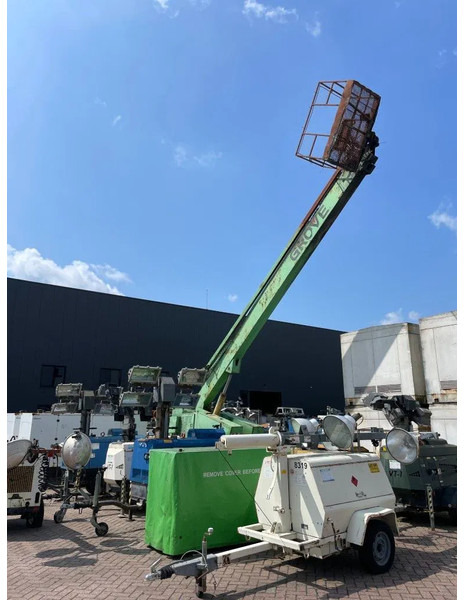 Grove MZ90 Deutz F3L912 Diesel 4 x 4 Telescoophoogwerker 27.6 meter werkhoogte - Telescopic boom: picture 1 Grove MZ90 Deutz F3L912 Diesel 4 x 4 Telescoophoogwerker 27.6 meter werkhoogte - Telescopic boom: picture 1