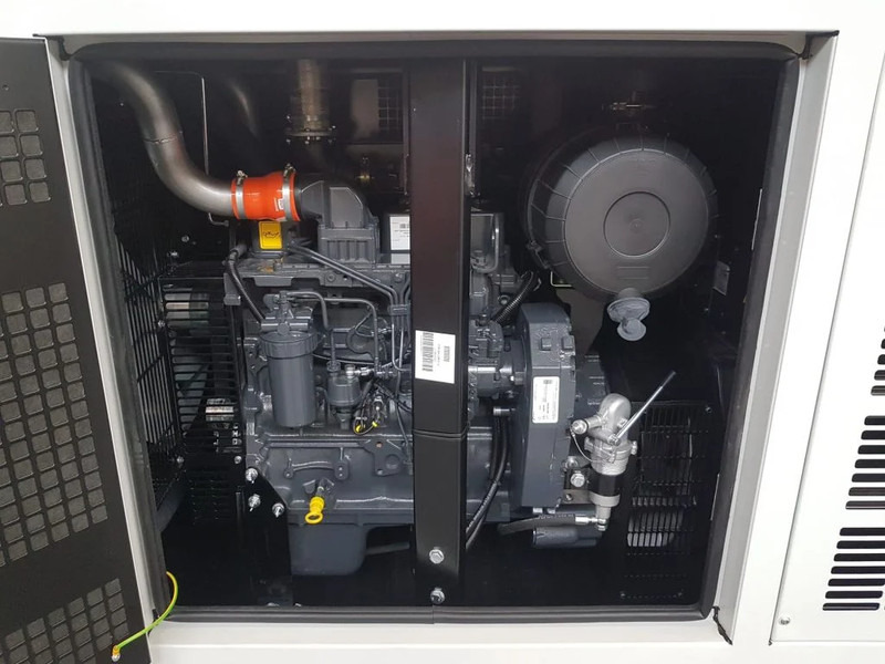 Himoinsa Iveco Stamford 120 kVA Supersilent Rental generatorset New ! - Generator set: picture 3 Himoinsa Iveco Stamford 120 kVA Supersilent Rental generatorset New ! - Generator set: picture 3