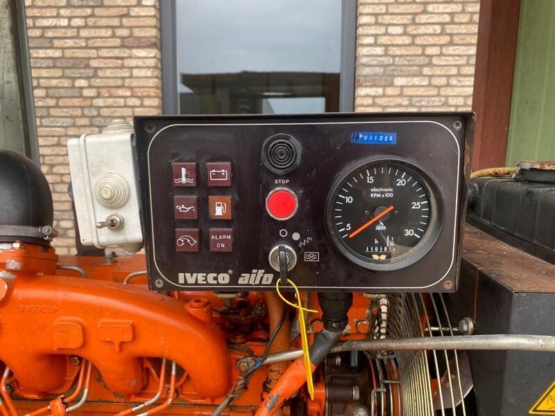 Iveco 8061 I 25.05 waterpomp set 144 m3 / h 12 Bar mobiele Beregening pompset - Water pump: picture 4 Iveco 8061 I 25.05 waterpomp set 144 m3 / h 12 Bar mobiele Beregening pompset - Water pump: picture 4