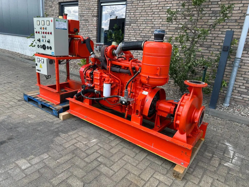 Iveco 8361 SI 10 KSB max. 378 m3 / h 11 Bar Waterpomp 104 hours ! Waterpump - Water pump: picture 1 Iveco 8361 SI 10 KSB max. 378 m3 / h 11 Bar Waterpomp 104 hours ! Waterpump - Water pump: picture 1
