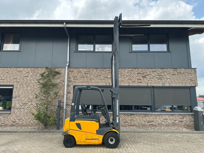 Electric forklift Jungheinrich EFG 425 k-470DZ/SP 2.5 ton Triplex Freelift Sideshift Elektra Heftruck Accu 2016: picture 7