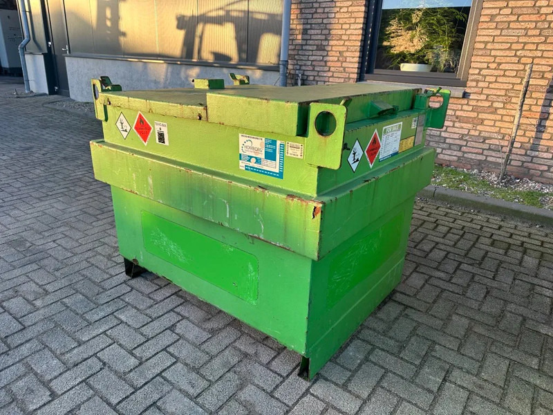 Kiwa IBC Steenbergen 750 liter Dieseltank met Handpomp Milieutank - Shipping container: picture 5 Kiwa IBC Steenbergen 750 liter Dieseltank met Handpomp Milieutank - Shipping container: picture 5