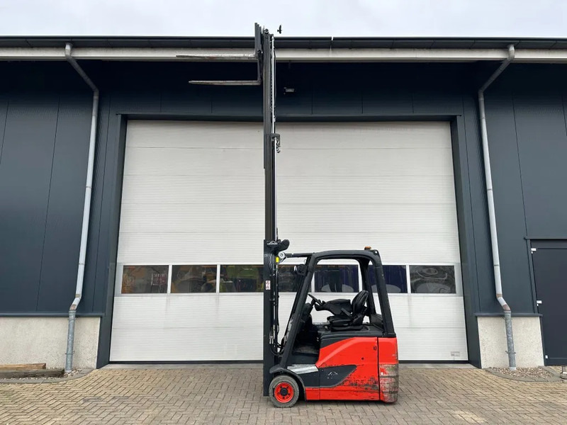 Linde E16H-02 1.6 ton Triplex Freelift Sideshift Elektra Heftruck 2016 - Electric forklift: picture 2 Linde E16H-02 1.6 ton Triplex Freelift Sideshift Elektra Heftruck 2016 - Electric forklift: picture 2